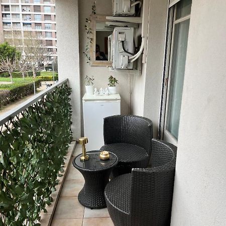 En Face Du Velodrome Appartement Marseilles Buitenkant foto